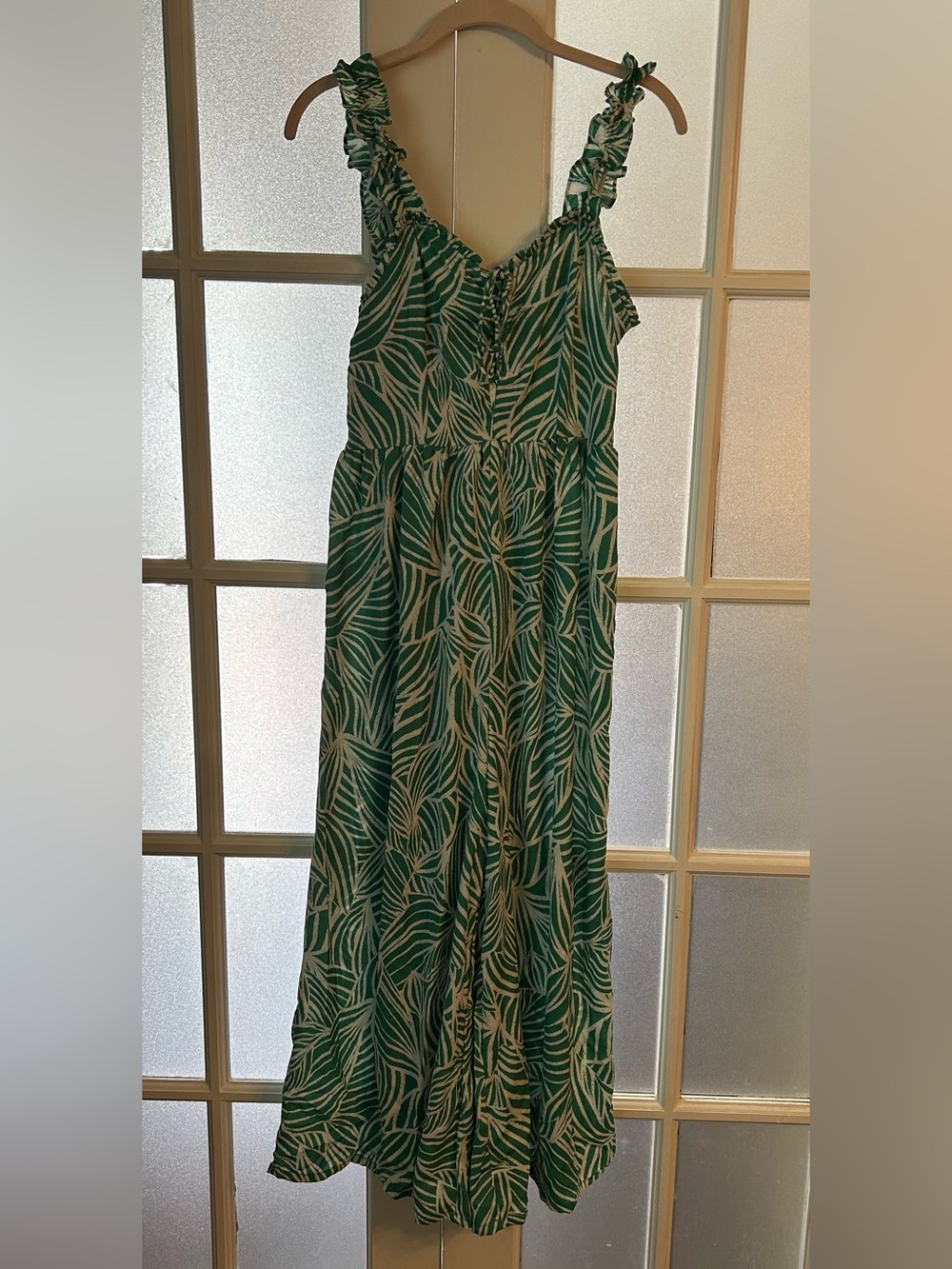 Japna Green Leaf-Print Ruffle-Strap Maxi Dress
